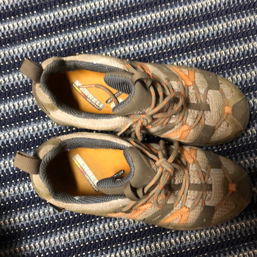 Merrell ladies hiking (waterproof) sneakers